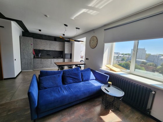 Продається 1-кімнатна квартира з кухнею-студією в центрі міста Ивано-Франковск