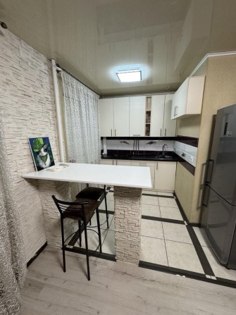 Продаж 3 кімн. квартири з ремонтом - фото 1