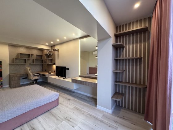 LUXURY двокімнатна 71 м2 з дизайнерським ремонтом! ТОП ціна! Ирпень