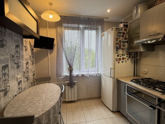 Продаж 2к квартири район 33 Кравчука Луцк