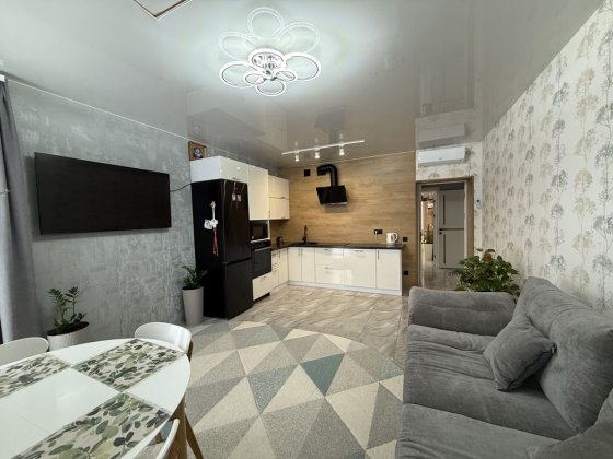 Євро 3 к квартира з ремонтом! Кухня 21м2! Без Комісії та переплат! Буча