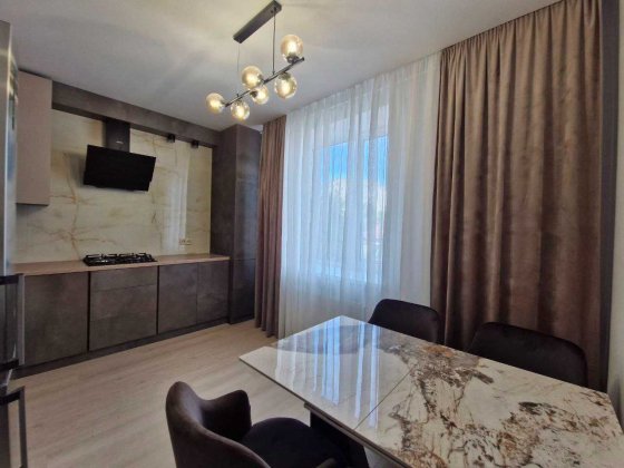 Продаж 2-во кімнатної квартири в ЖК Варварівка Луцьк