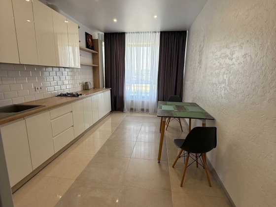 1к з ремонтом ,яка підходить під Єоселю.Будинок до 3-х років Ирпень