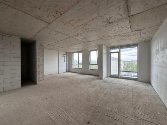 Двокімнатна видова квартира з балконом та виглядом на місто! Центр! Ивано-Франковск