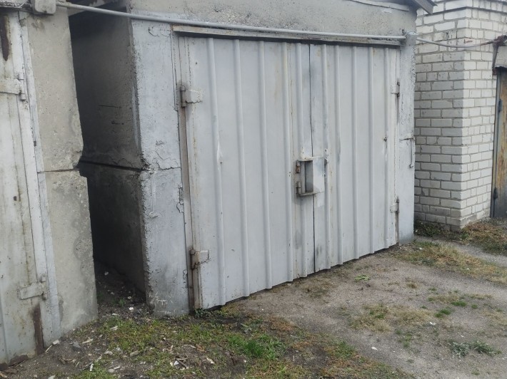 Здається.  ГАРАЖ. - фото 1