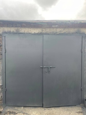 Оренда цегляного сухого гаража, висота воріт 2м - фото 1