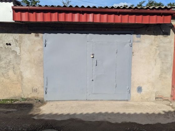 Гараж цегляний, світло, яма, підвал, вул. Руська, Форум авто Черновцы