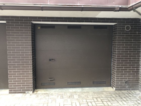 Гараж в оренду по вул. Пожарського Чернівці