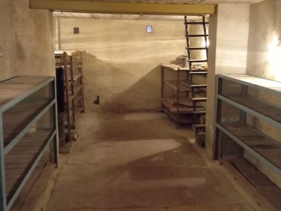 Здається гараж..