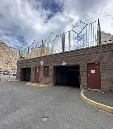 Оренда закритого паркомісця Оболонь Оазис Івасюка 4 - фото 1