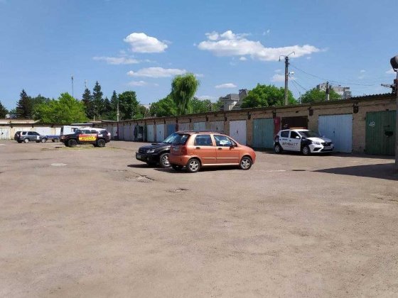 Гараж капітальний в аренду Черкассы