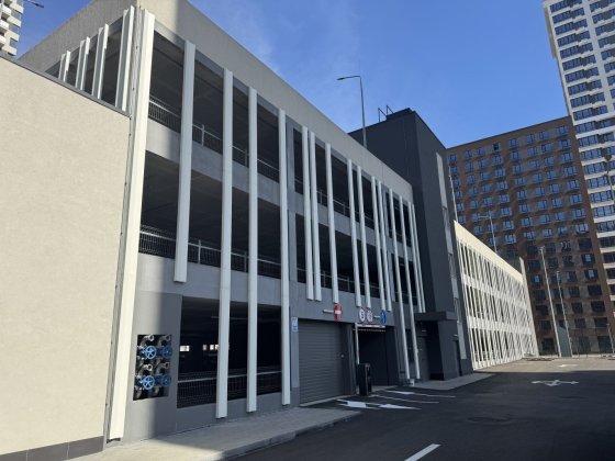 Паркінг Оренда Варшавський Киев