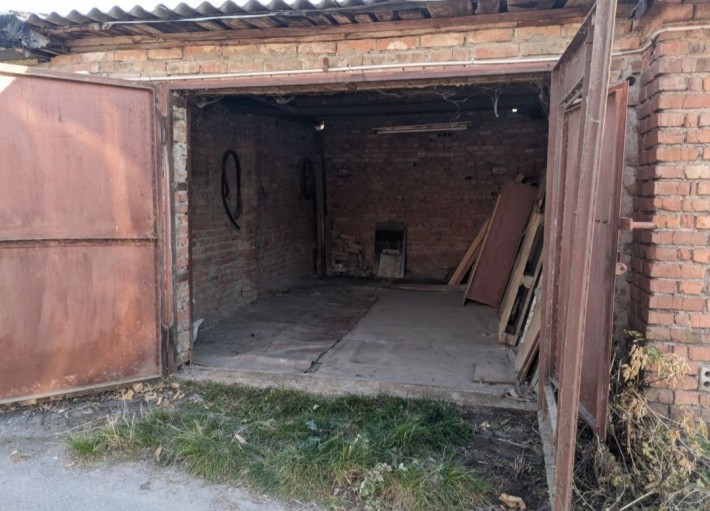 Здам цегляний гараж гск-7 на Пирогова Комарова90в - фото 1
