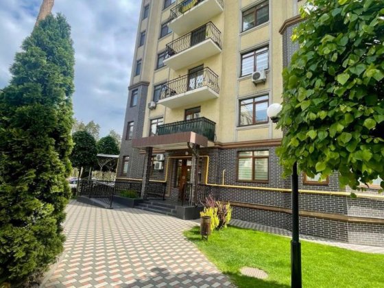 ЖК Річ Таун Лісова Буча 2 х кімн квартира. З усією технікою та меблі . Буча