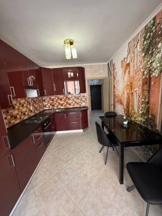 ЖК Смайл, продам просторну квартиру з ремонтом. - фото 1