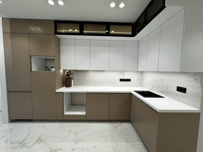 Продам  2к квартиру з новим якісним ремонтом! - фото 1