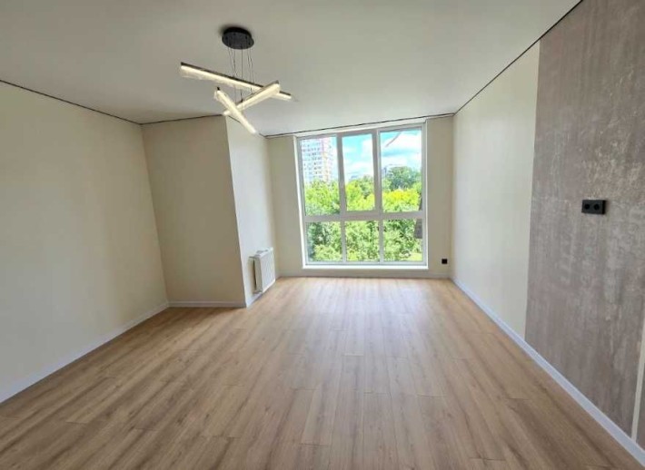 Продам Євро 2 к.квартиру, 50м.кв. з новим ремонтом!Готівка+Без комісії - фото 1