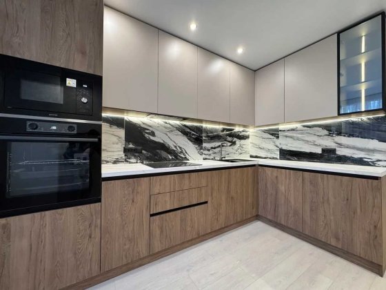 Стильна однокімнатна  з меблями і технікою, ЖК закритого типу! Ивано-Франковск