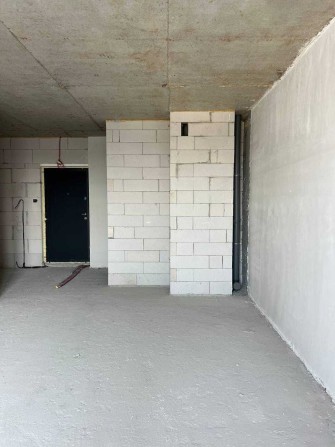 Продається двокімнатна квартира в елтіному комплексі - фото 1