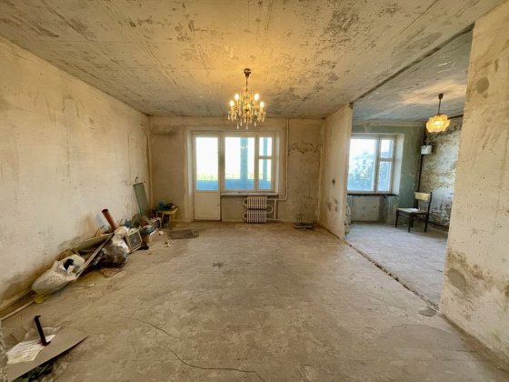 Продаж квартири на 5 Зарічному Кривой Рог