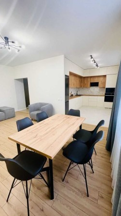 Продаж 3к квартири з сучасним ремонтом - фото 1