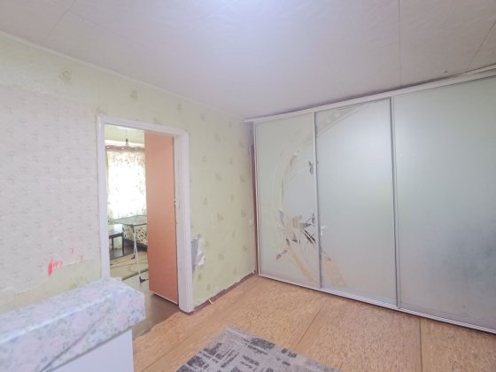 Продам просторную квартиру в центре города по ул. Харитонова Кривий Ріг