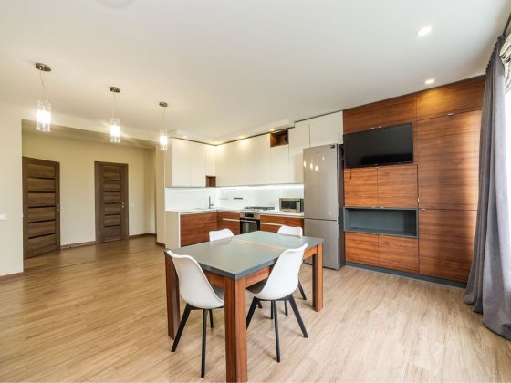 Продам 2кімнатну квартиру з ремонтом, меблями, технікою та паркомісцем Луцьк