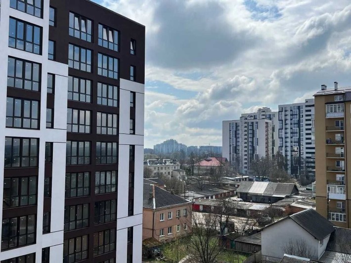 Терміновий продаж Готова 2х кім Біля ОЗЕРА 4 пов 57.16м2!! - фото 1