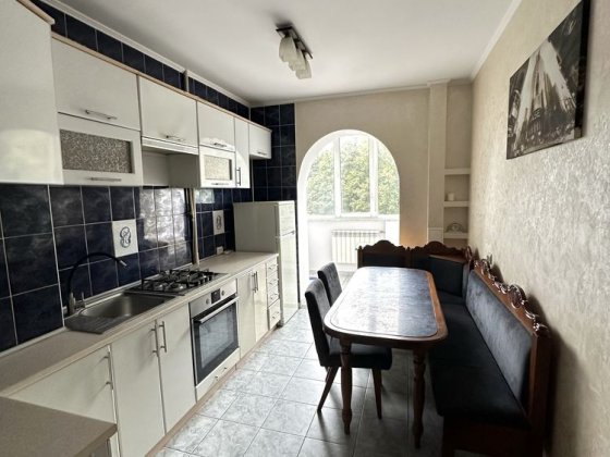 Квартира 3 кімнатна | Продам 3 кімнатна квартира з меблями Луцьк