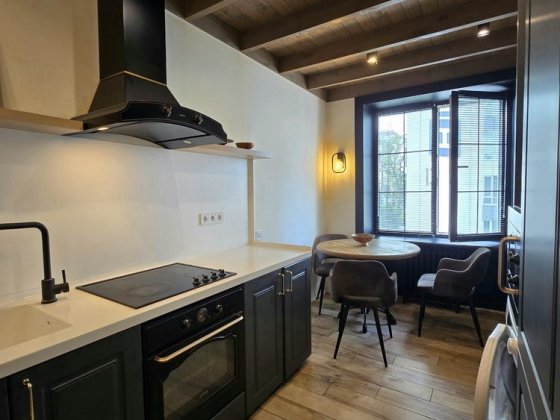 Дворівнева квартира 55м2 з ремонтом в Ірпені. Мінімальне оформлення