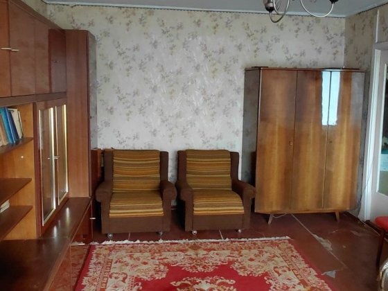 Продаж 1-кім квартири ,,чешка,, вул. Ф.Караманець,  129 квартал Кривий Ріг