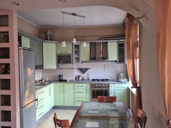 Продаж 3-кімн з автономним опаленням по вул.Комерційна Кривой Рог