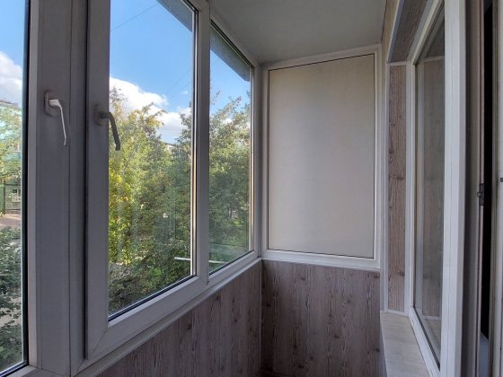 2 комн 173 квартал, ул.Эдуарда Фукса (Тухачевского) Кривой Рог