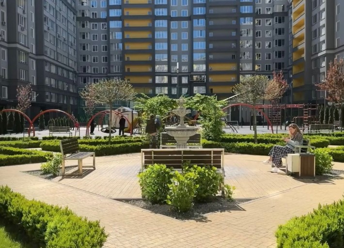 Продаж Великої Однокімнатної квартири поруч ТРЦ Жираж, ЖД, мін оформ. - фото 1