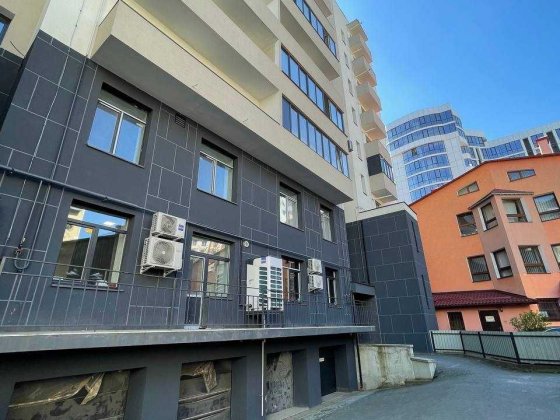 Продаж 2к квартири в центрі, вул.В.Великого Ивано-Франковск