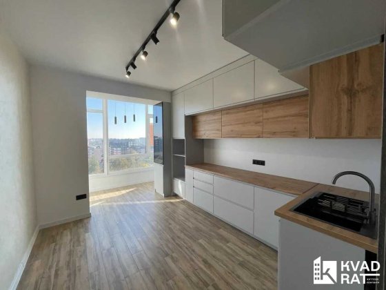 Продаж квартири в центрі міста+ Парк+Озеро Ивано-Франковск