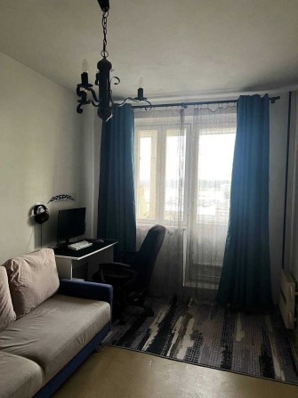 Центральний парк! Цегляна новобудова, газовий котел, балкон! ТОРГ! - фото 1