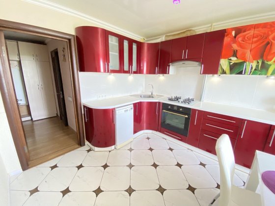 Продам 2кімнатну квартиру Кільце Косіора Соцмісто Кривой Рог