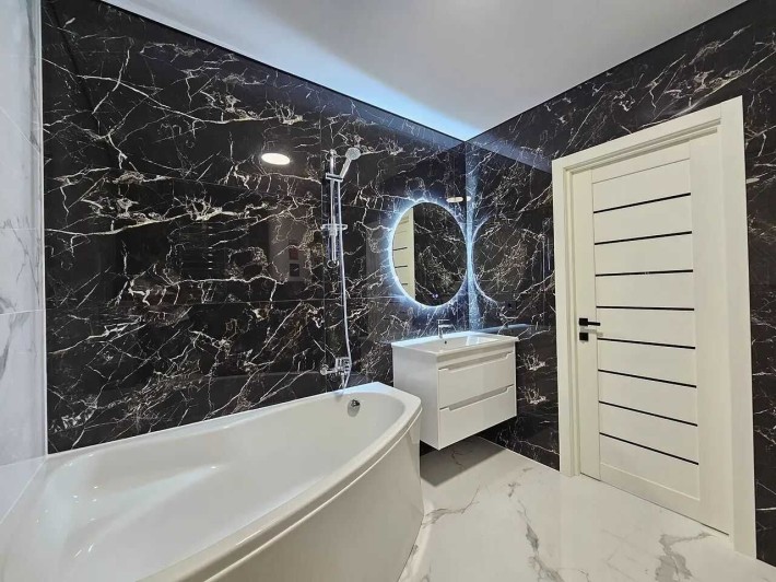 1 кім.квартира з ремонтом біля ТЦ Велес - фото 1