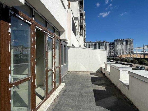 Продам двушку з терасою в готовому будинку Бучі. Сертифікат -так! Буча