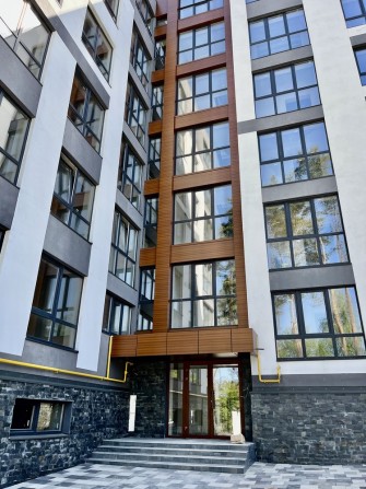 Центр Ірпеня! 2к квартира + кладова! - фото 1