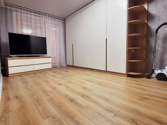 Терміново Продам 1-кім кв у центрі міста з новим ремонтом. Кременчуг