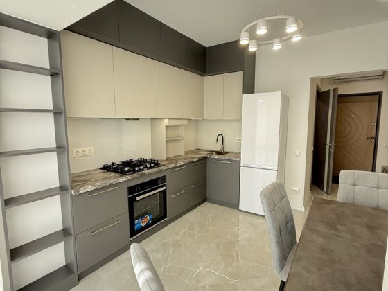 Однокімнатна з новеньким ремонтом! Газ! Лоджія! Заходь і живи! Ирпень