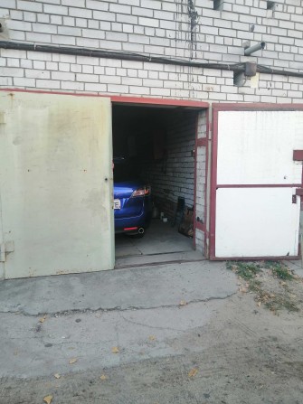 Сдам  капитальный гараж в г\к Фрунзенский - фото 1