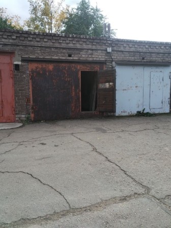 Капітальний гараж, кооператив ДСС. Сухий - фото 1