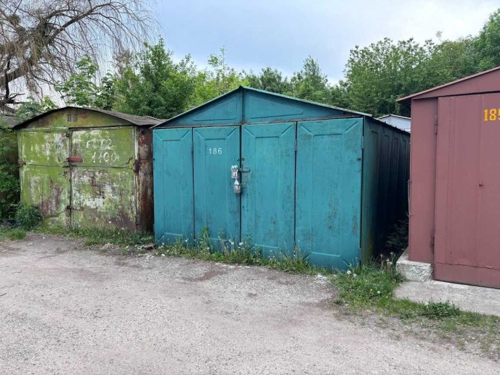 Оренда гаражу металевий в ГТ "АВТОБОКС" вул. Зв'язкова 12 - фото 1