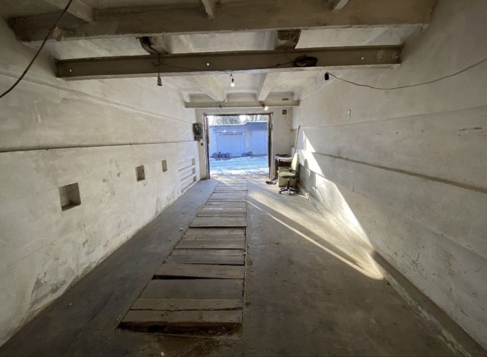 Оренда великого гаражу в гаражному кооперативі по вул. Єрошенка. - фото 1