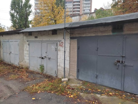 Сдам гараж на Одесской Харків