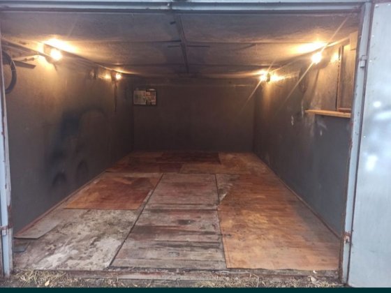 Здам,Оренда по добово.По суточно гараж  Деснянському р-німетро Лісова. Киев