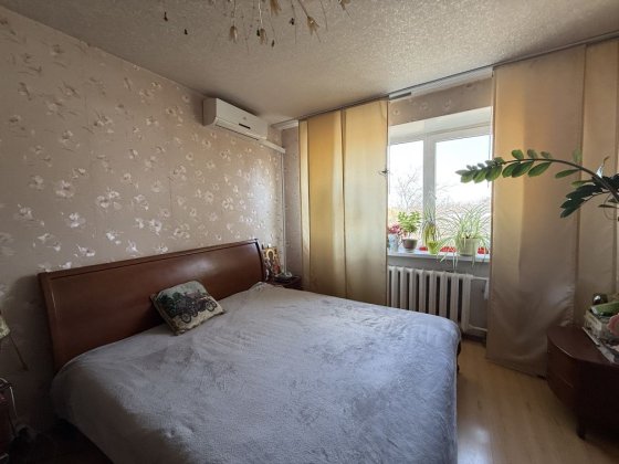 Трьохкімнатна квартира з ремонтом Ірпінь